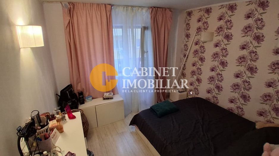 Apartament 3 camere, decomandat, zona centrala - Iasi - Poză 2