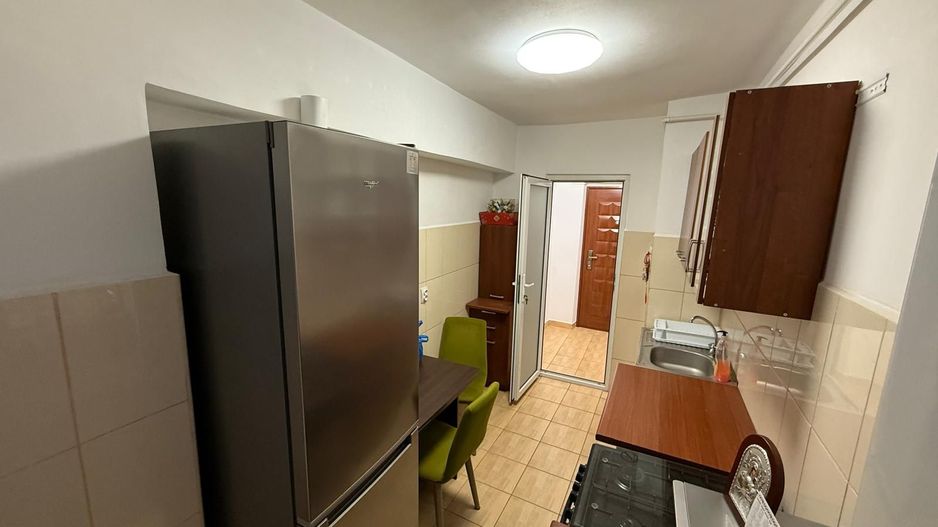 Apartament 2 camere, decomandat, etaj 1, Mazepa 2 - Poză 4