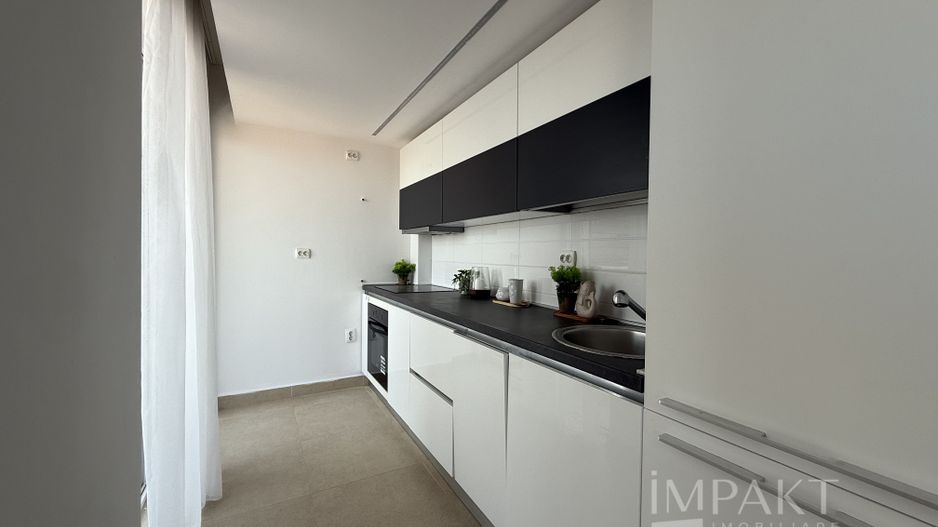 Penthouse pe doua niveluri cu 5 camere in cartierul Buna Ziua - Poză 4