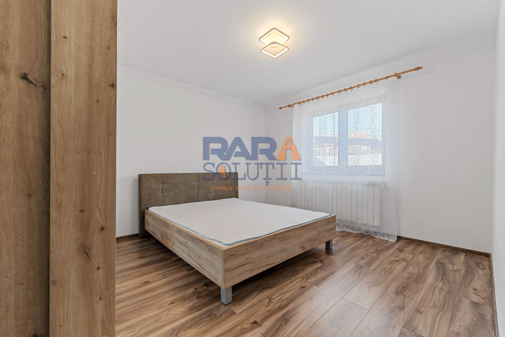 Casă nouă - 2800 mp teren - Poză 11