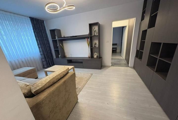 APARTAMENT RENOVAT METROU PIATA SUDULUI - Poză 1