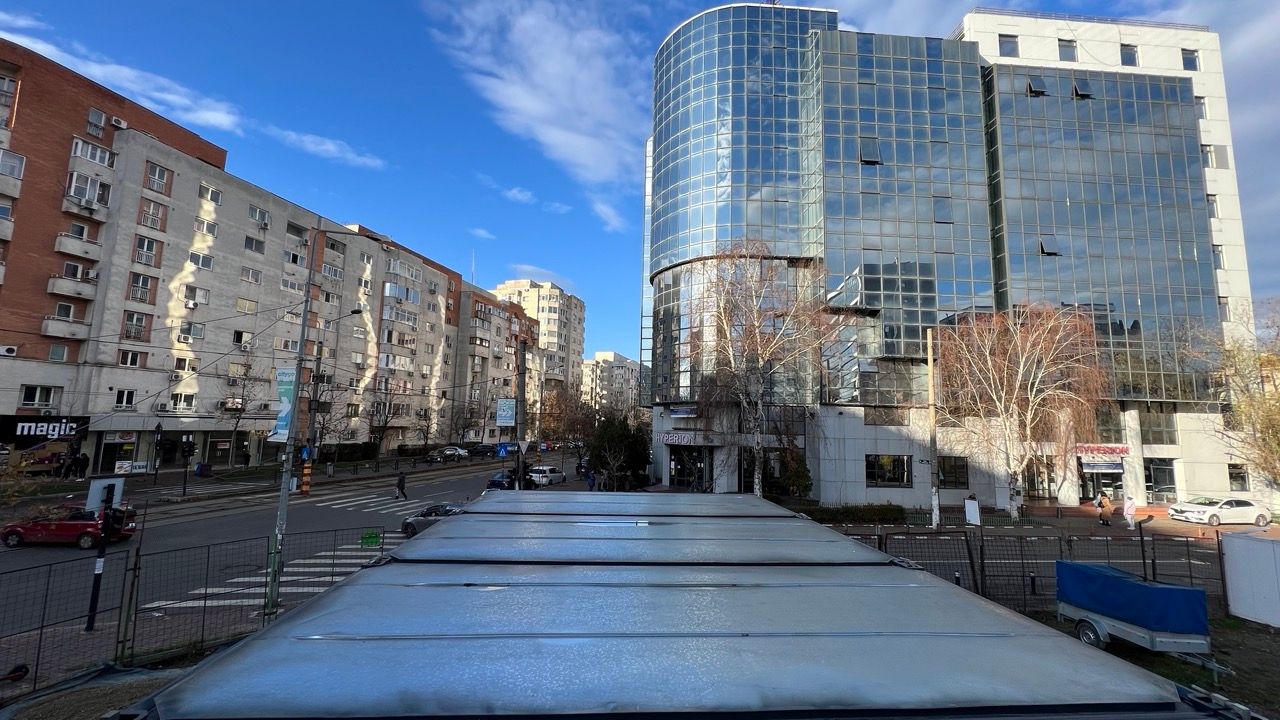 Inchirere spatii comerciale  Calea Calarasilor - Universitatea Hyperion - Poză 8