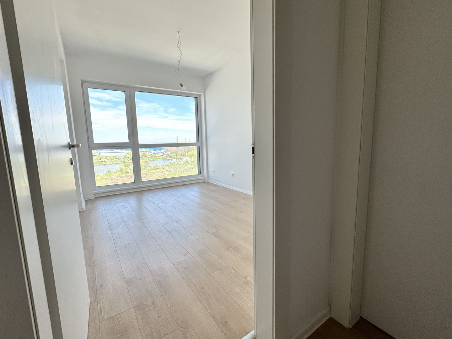 Apartament 4 camere 93,50 mp utili - Sector 1 Lacul Străulești - Poză 10