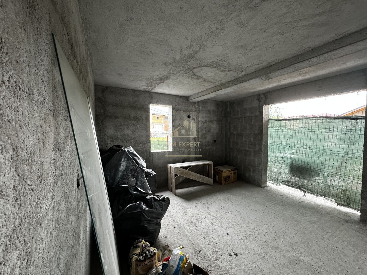 VILA 5 CAMERE, ZONA ULTRA CENTRALA, CAMPULUNG MUSCEL, TEREN 500 MP - Poză 34