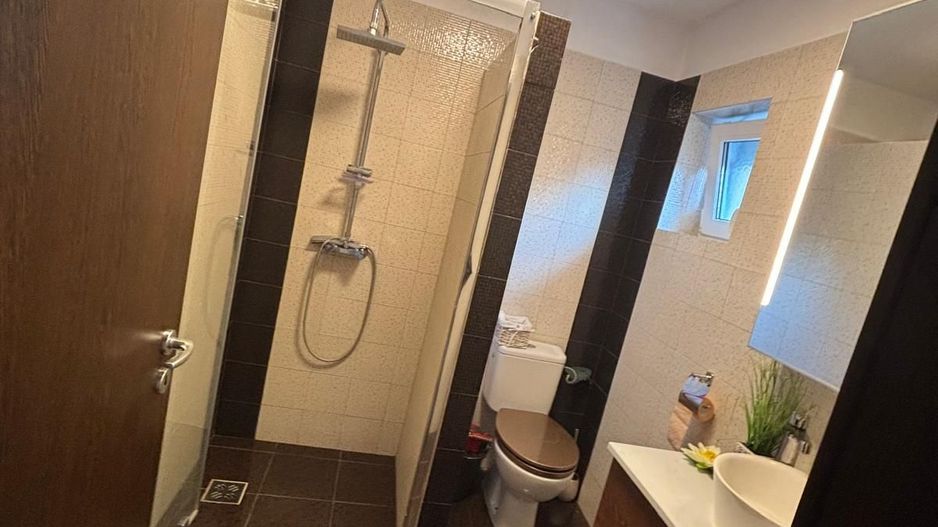 Vila deosebita aproape de padure - Poză 11