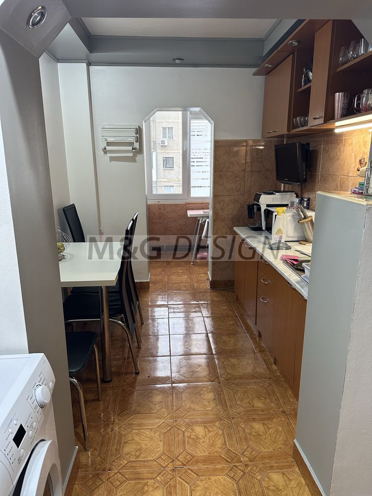 Apartament 3 camere Lipovei  etaj 2 - Poză 3