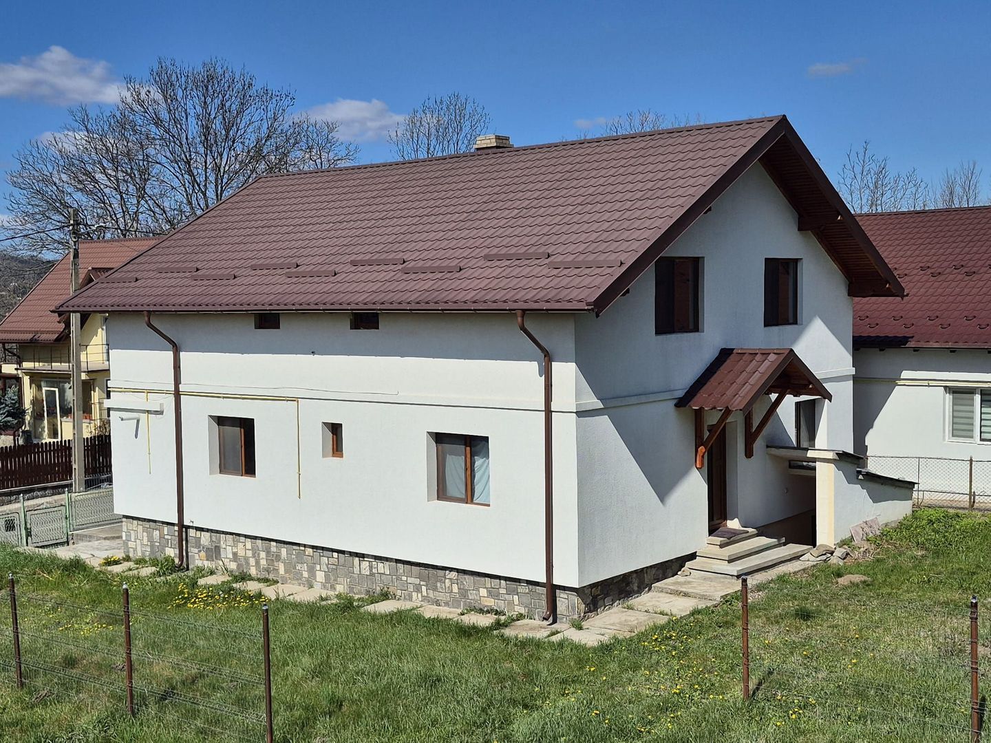 Vila Cornu-Prahova complet mobilata/utilata '' 350 mp + teren 500 mp'' - Poză 1