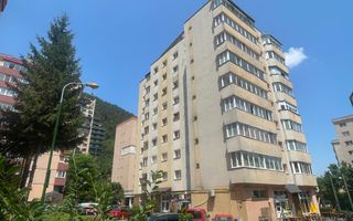 Apartament cu 2 camere,  Renovat Complet - Poză 11