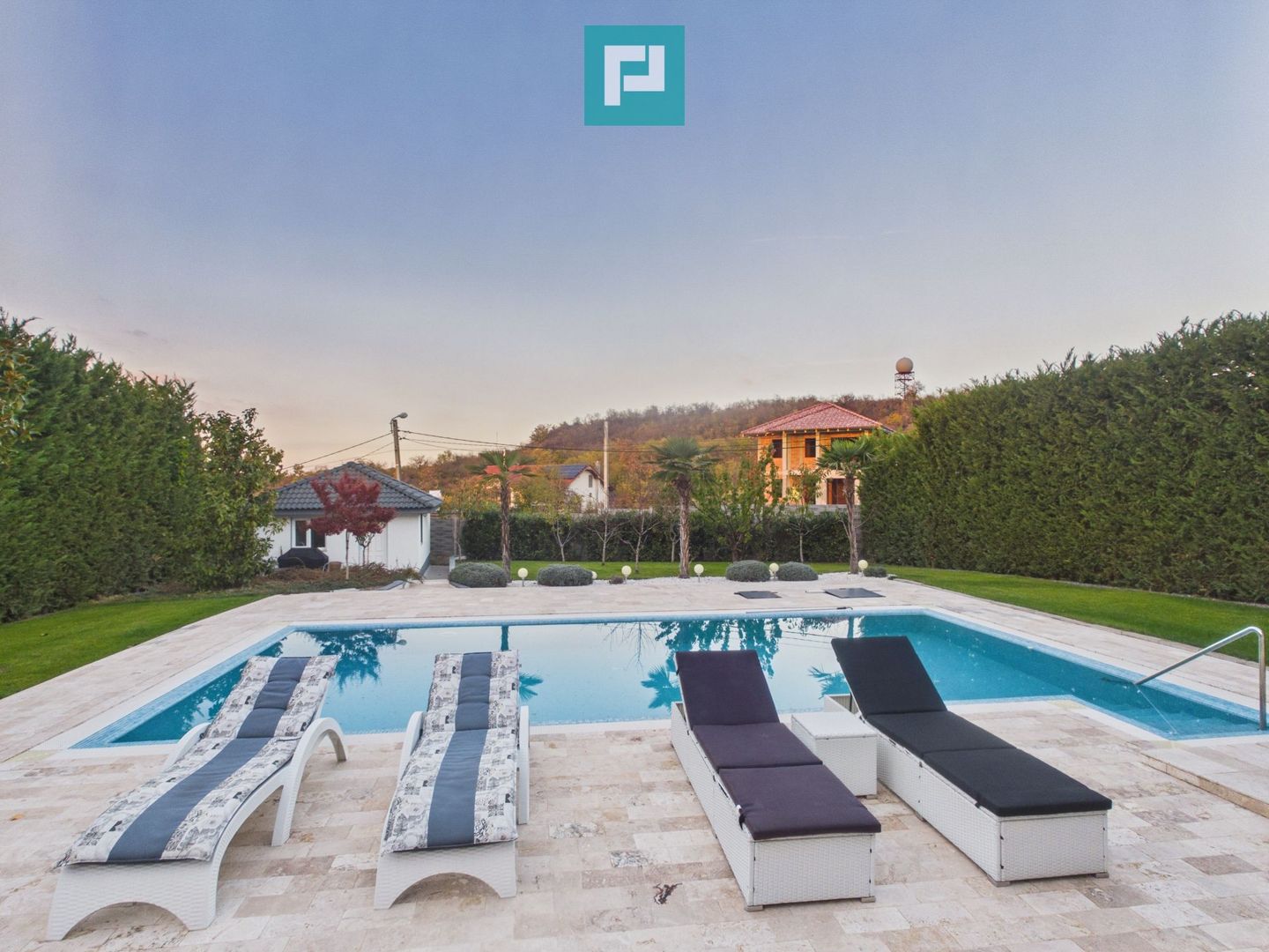 Casă de lux Oncea, piscină, 400 mp - Poză 13
