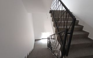 Apartament 3 camere de vânzare ,zona de vest, comision 0 - Poză 13