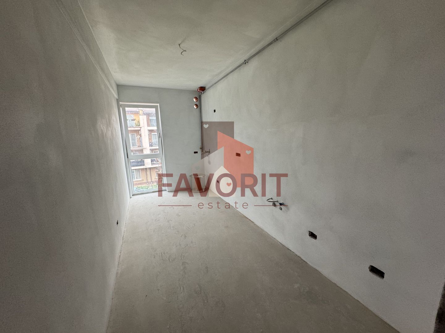 Etaj 2. Apartament pe 2 nivele. 2 bai. 2 locuri de parcare - Poză 2