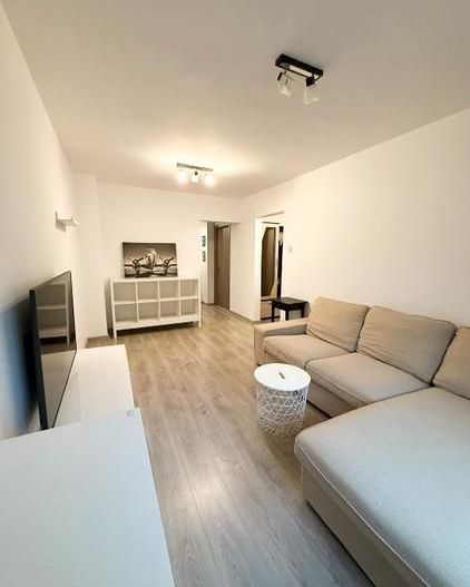Apartament 3 camere | 64 mp | Zonă liniștită, excelent conectată - Poză 12