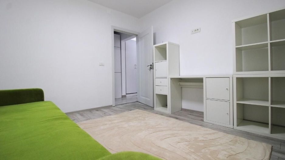 Aradului | 3 Camere | Decomandat | Centrala Proprie. - Poză 3
