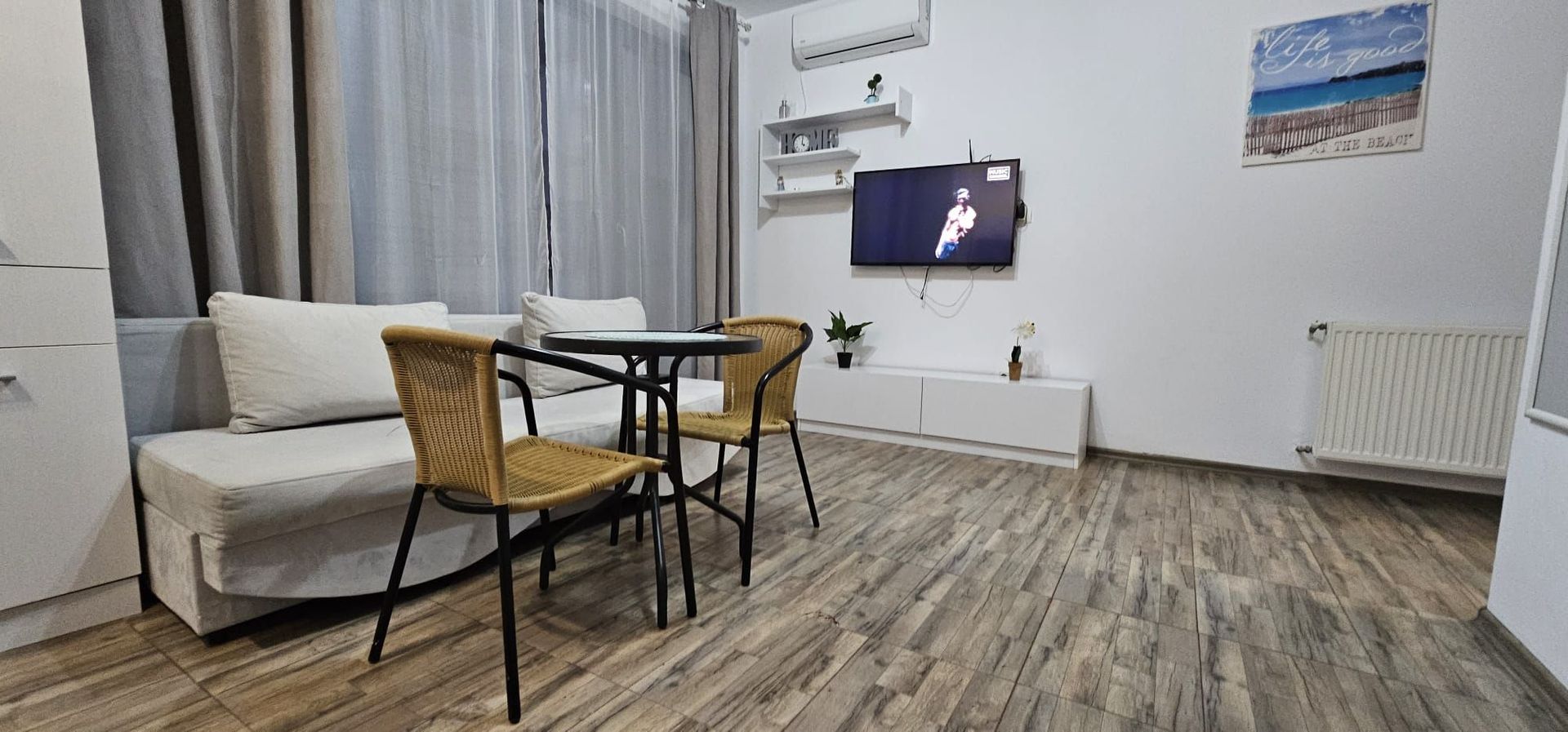 De vânzare apartament 2 camere – la doar 200 m de mare, Mamaia - Poză 4