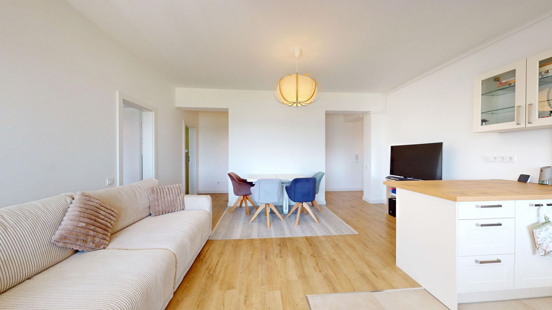 Apartament 3 Camere cu Vedere la Lac | Straulesti- Lake View Garden - Poză 5