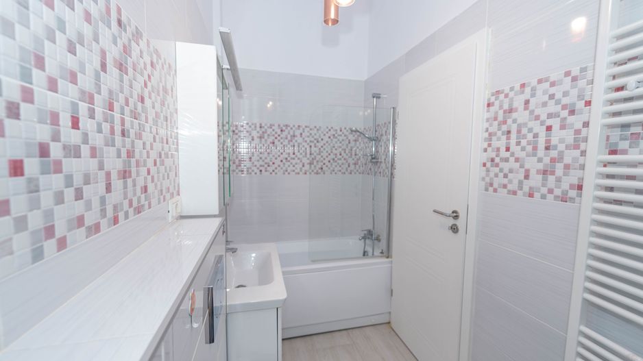 Apartament de vanzare 137 mp, zona centrala, curte proprie - Poză 8
