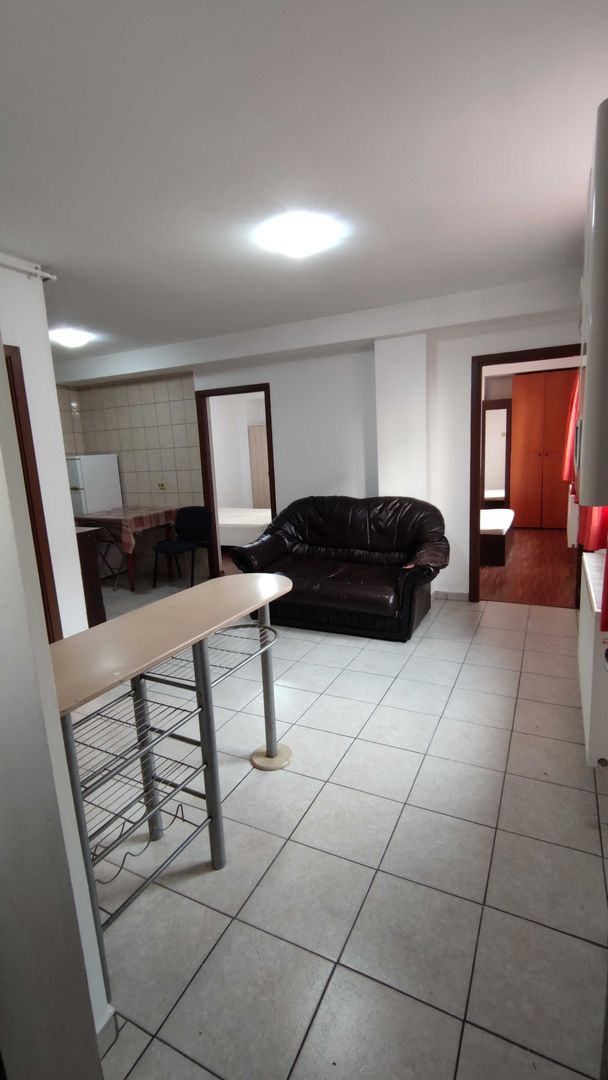 🏡 De Inchiriat: 3 Camere în Vilă | Timpuri Noi Square - Poză 1