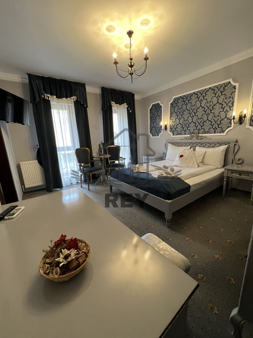 Vila de vanzare in zona Centrala/Orasul de jos - Poză 12