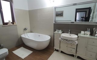 Casa 4 camere finisaje premium mobilata utilata 1430 mp teren - Poză 7