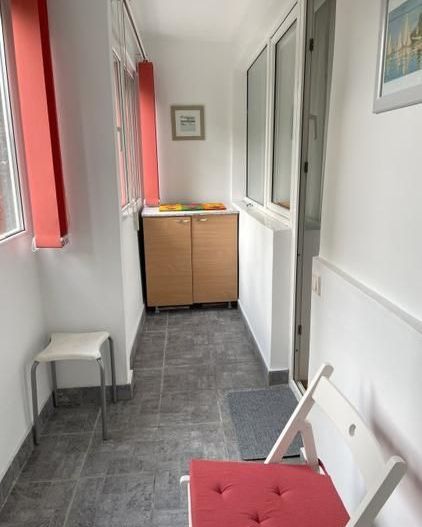 Închiriere 🏡 Apartament 2 camere, renovat, aproape de metrou Dristor/Titan - Poză 5