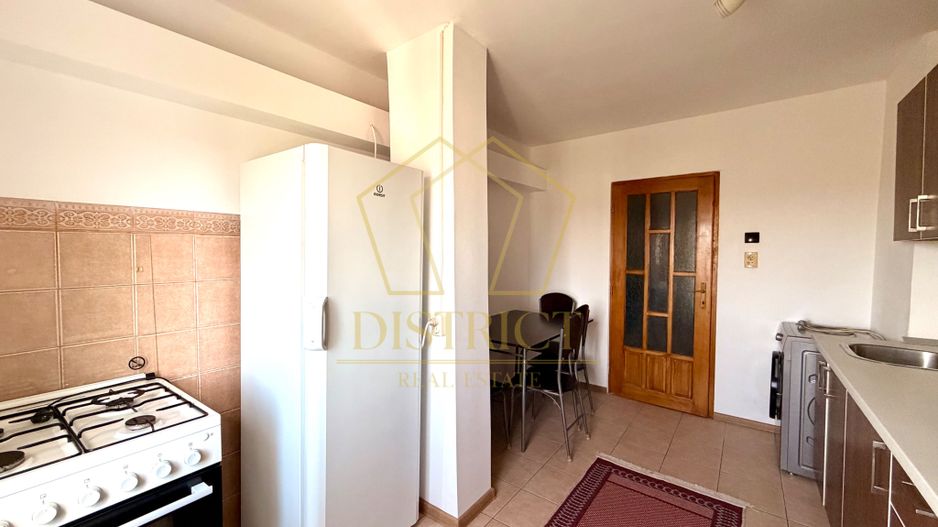 Apartament decomandat cu 2 camere | Steaua - Poză 3