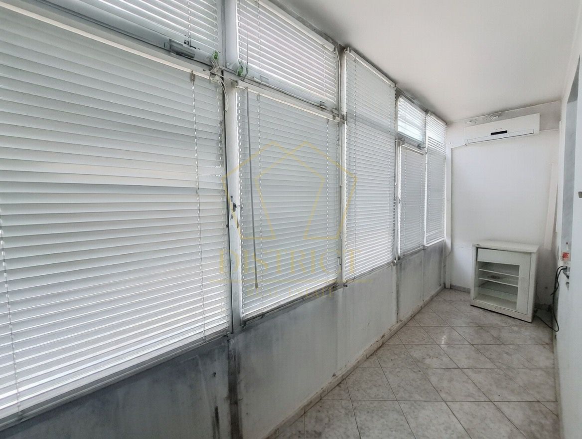 Com 0% Apartament cu o camera, parcare in curte | Piata Victoriei - Poză 4