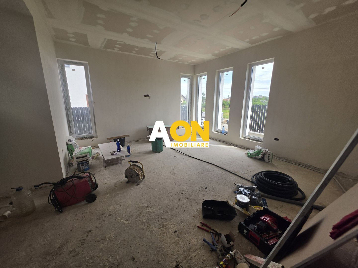Casa Tip Duplex Zona Piata Cetate, 4 Camere, 3 Bai - Poză 4