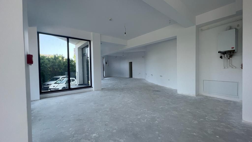 Tomis Nord - Sala Polivalenta - spatiu comercial in suprafata de 100 mp - Poză 1