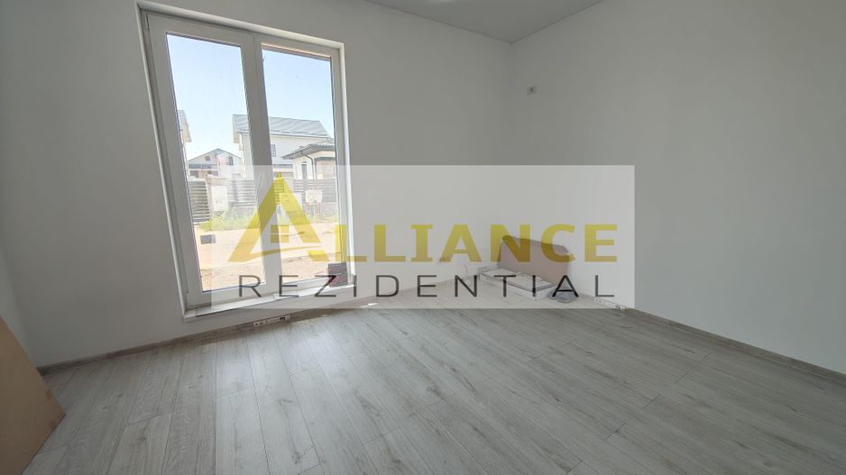 CASA PARTER-4 CAMERE- TEREN 500 MP-STR.ASFALTATA - Poză 8