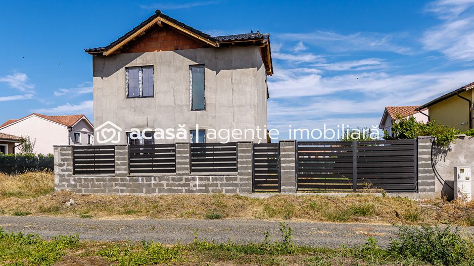 Casă nouă, parțial finalizată – Str. Constituției, Aradul Nou - Poză 2