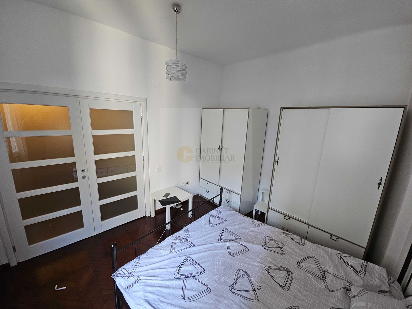 2 camere  | Piata Amzei  | Etaj 2  | Pretabil Airbnb - Poză 3