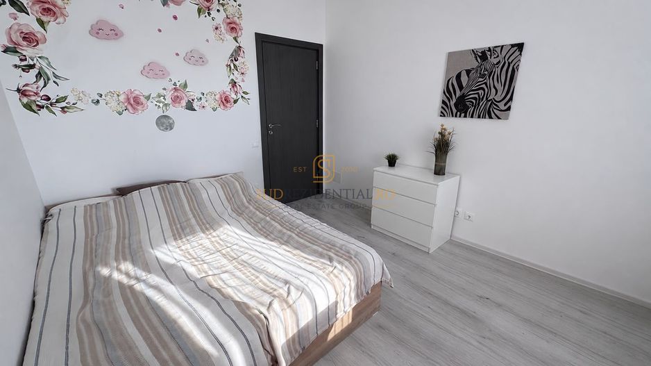 Apartament 2 camere de vanzare, decomandat, acces facil la metrou - Poză 4
