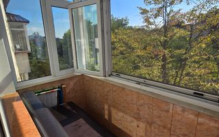 Apartament cu 3 camere de vânzare în Targu Cucu, Iasi - Poză 9