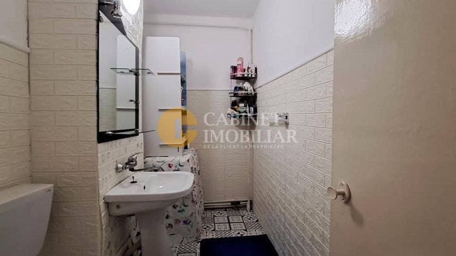 4 camere - decomandat - 1986 - loc de parcare - Poză 7