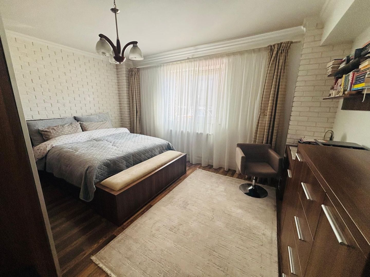 Apartament spațios 2 camere I 68 mp I Cartodrom I 118 000 € I Suceava - Poză 1