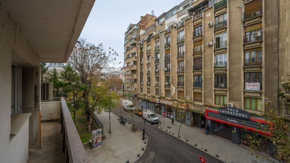 Oportunitate! Apartament 4 Camere 1 Minut Metrou Universitate - Poză 23