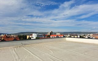 Penthouse 150 mp utili+ terase 200 mp+ 2 parcari subterane +curte 120 mp - Poză 2