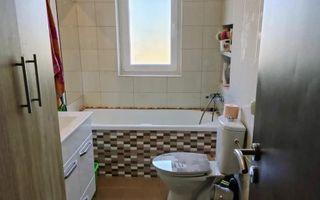 Apartament 2 camere comuna Giroc etaj 1 - Poză 4