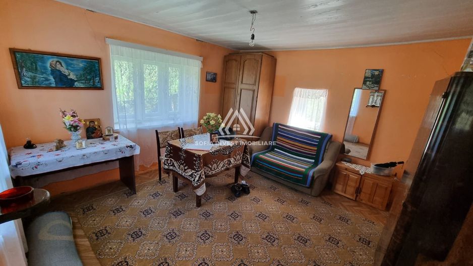 CASĂ LA ȚARĂ, SÂMBOLENI, COMUNA CAMARAȘU - Poză 1