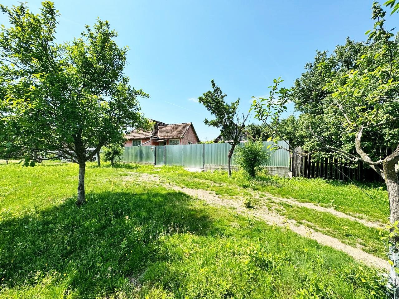 REZERVAT! Casă modestă în Arăneag, zona Căsoaia. - Poză 2