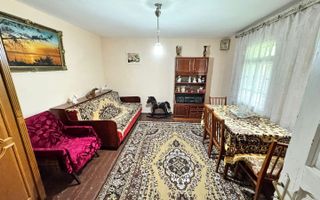 casa batraneasca situata in Hemeius - de vanzare - Poză 2