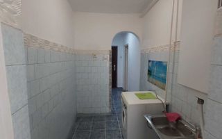 Apartament de vanzare, 2 camere, balcon inchis, 45 mp utili, Sebes - Poză 6