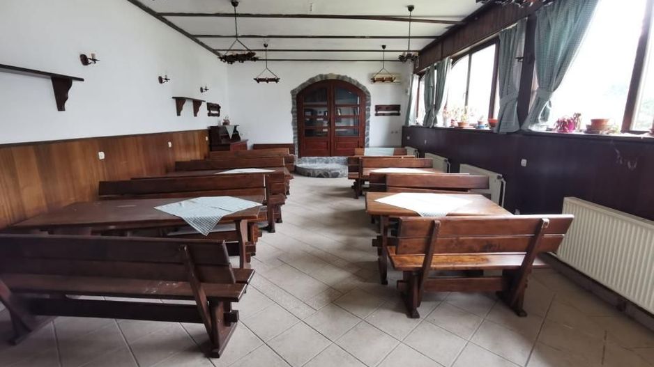 Pensiune Breaza 16 camere cu restaurant Oportunitate! - Poză 13