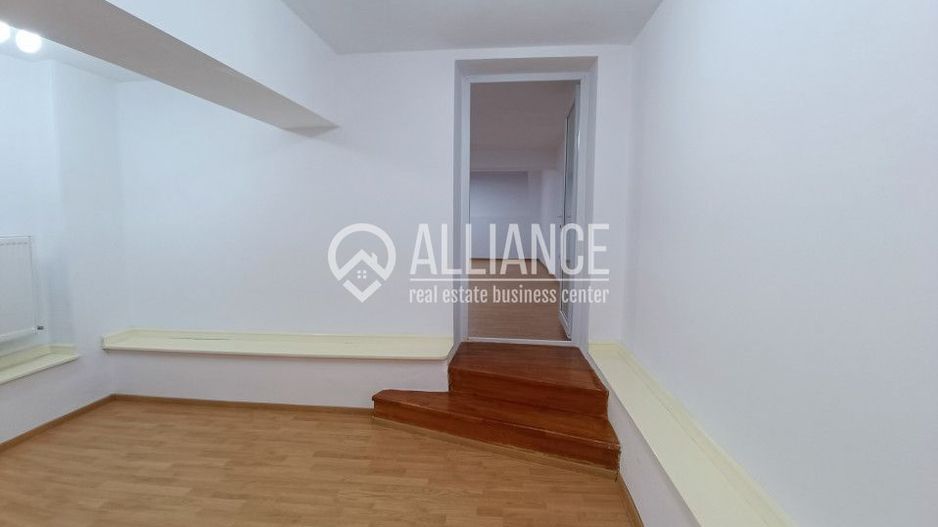 CENTRU SALA SPORTURILOR(COD03)- Casa interbelica si curte generoasa ! - Poză 22