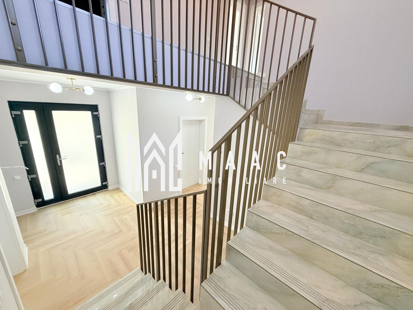 Casa individuala | 4 camere | La cheie | 644 MP | Selimbar - Poză 10