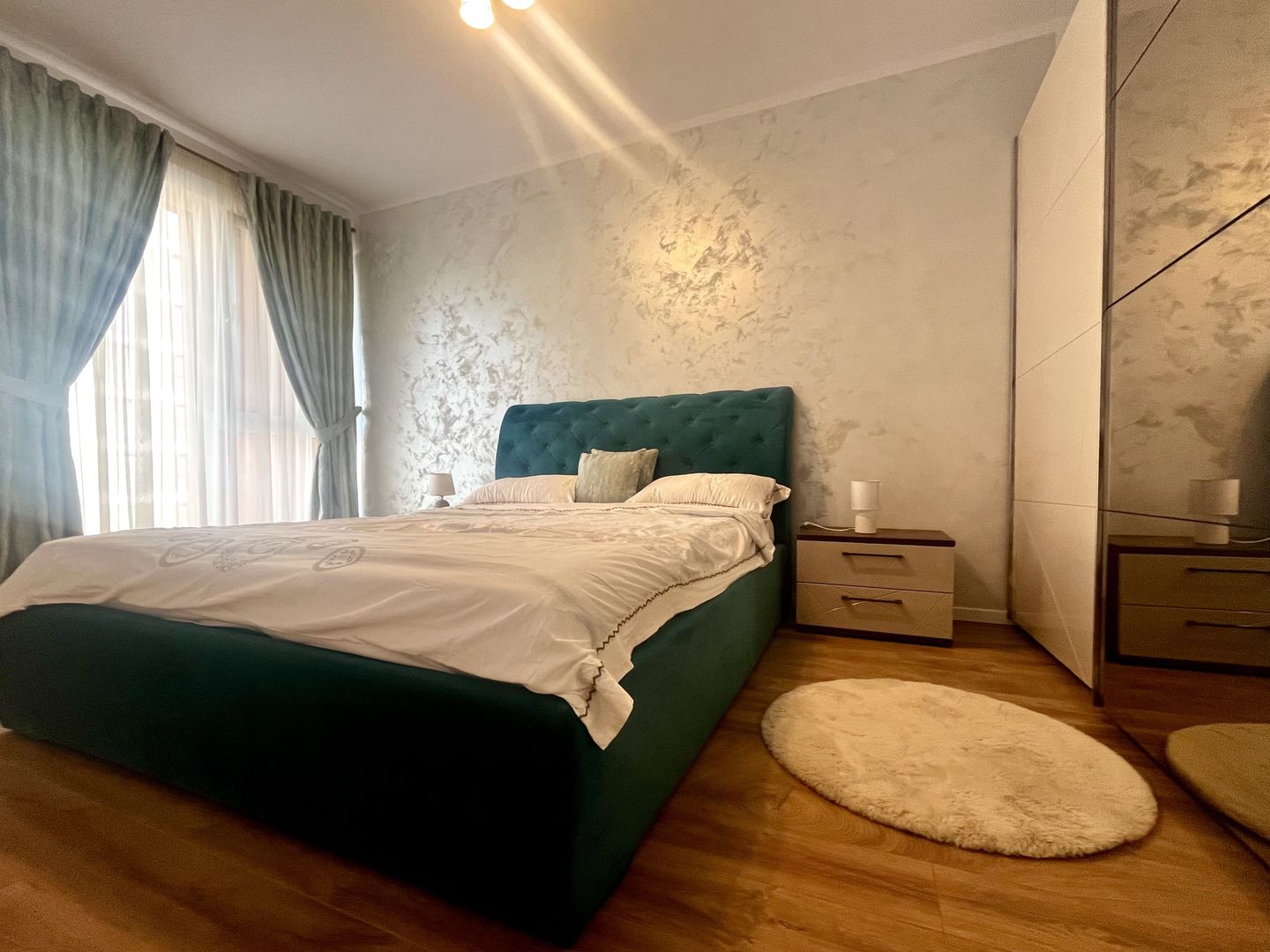 Apartament 2 camere, elegant amenajat, loc subteran, in zona Aradului - Poză 9