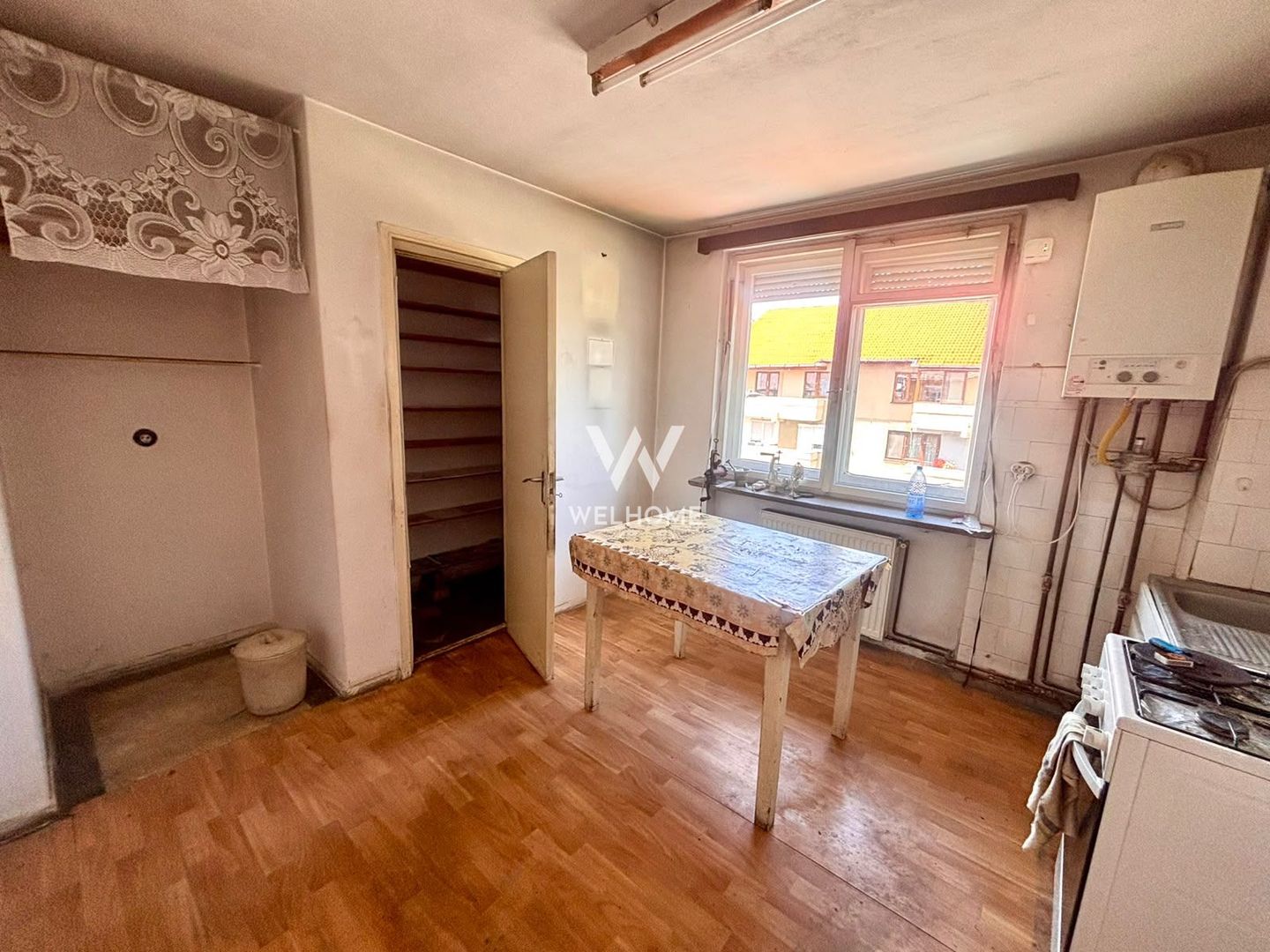 Apartament 3 camere central Ștrand cu garaj si boxa - Poză 12