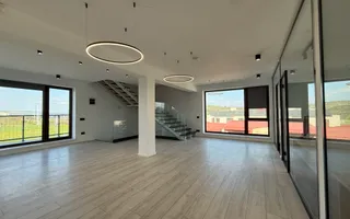 Spatiu de birouri dispus pe 2 niveluri , 225 m2 , Borhanci - Poză 11