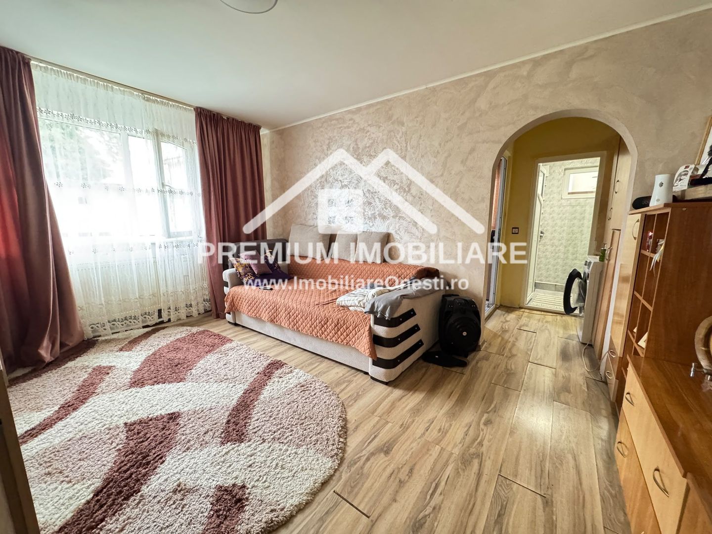 De vânzare Apartament 2 camere – Târgu Ocna - Poză 1