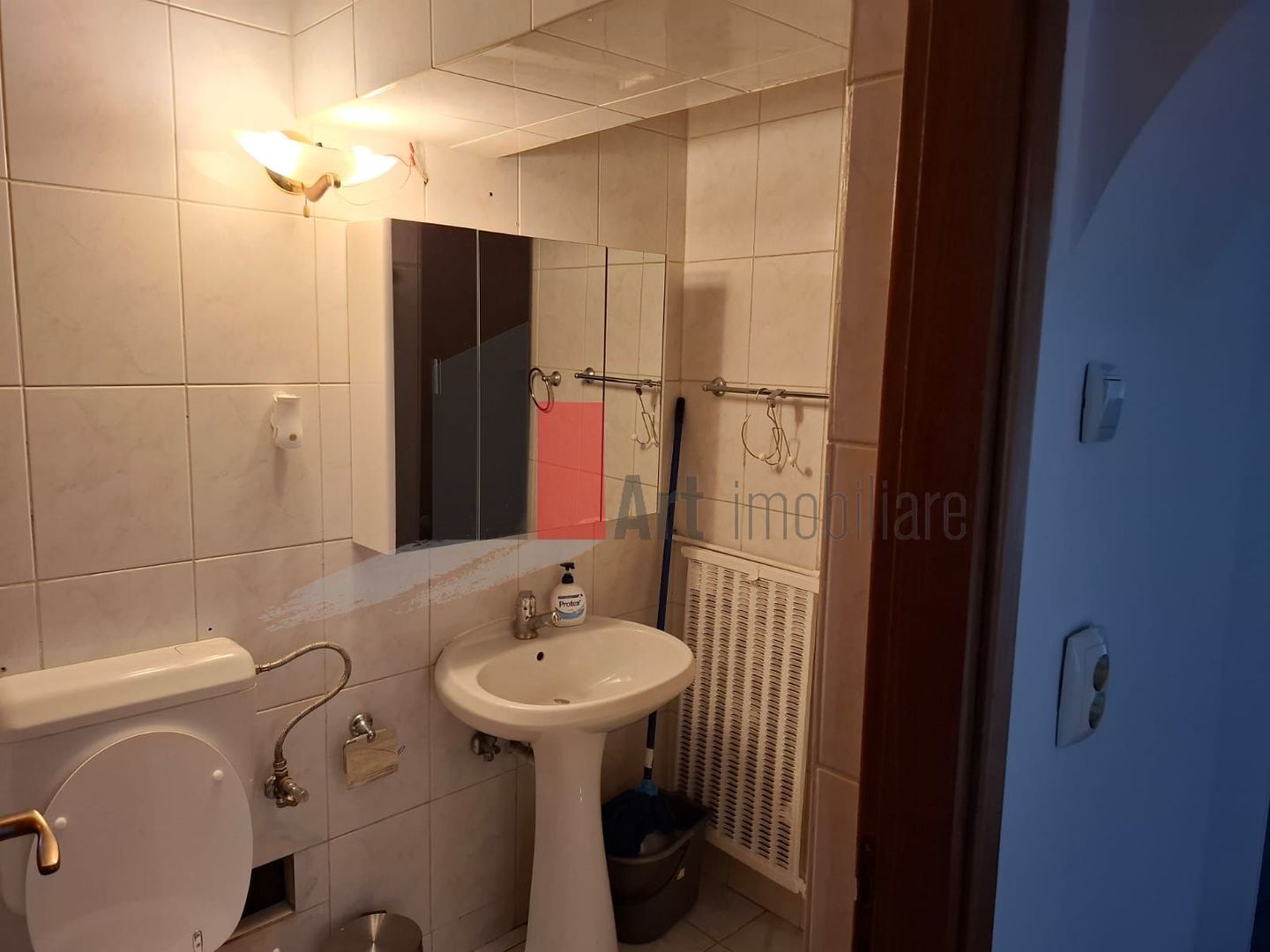 Apartament decomandat, 3 camere, Piața Alba Iulia, complet mobilat și utilat - Poză 11